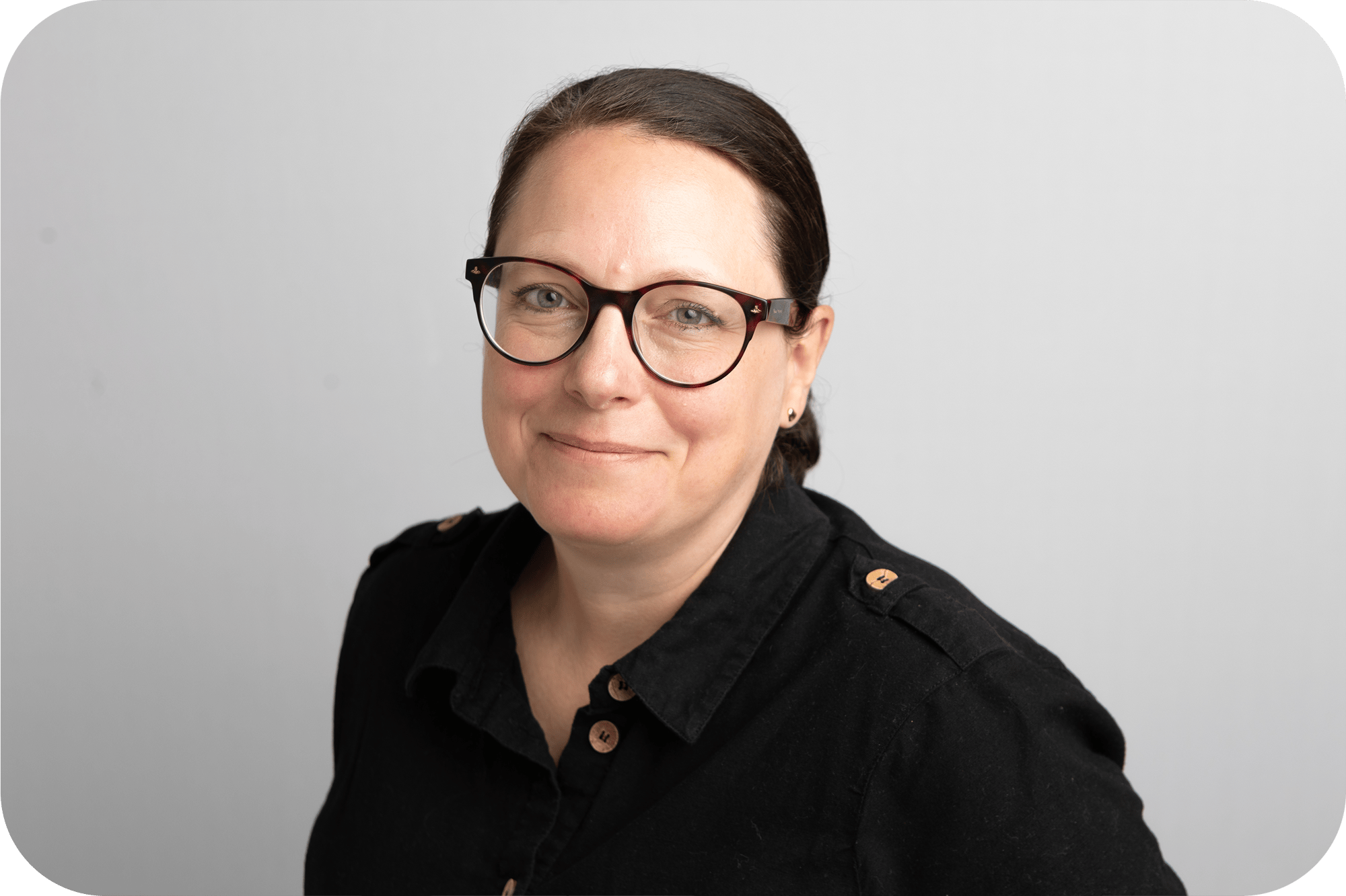 Jen SiwickiHeadshot 2024 Rounded Corners Jen SiwickiHeadshot 2024 Rounded Corners